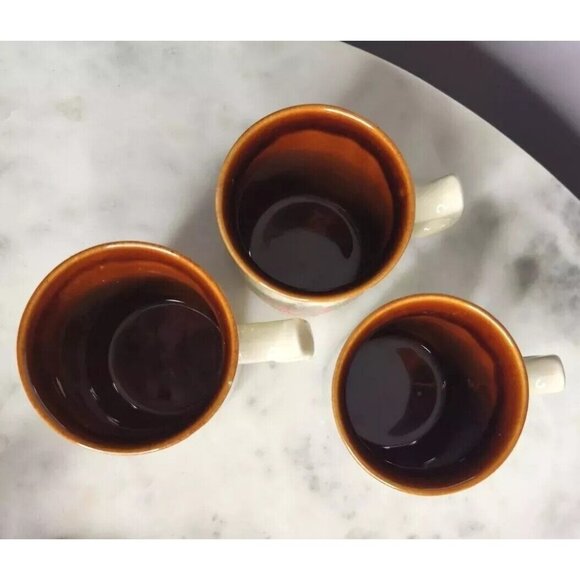 3 Vintage Strawberry Les Fraises Coffee Mugs Cup Stoneware Brown U hook handle - Picture 4 of 8